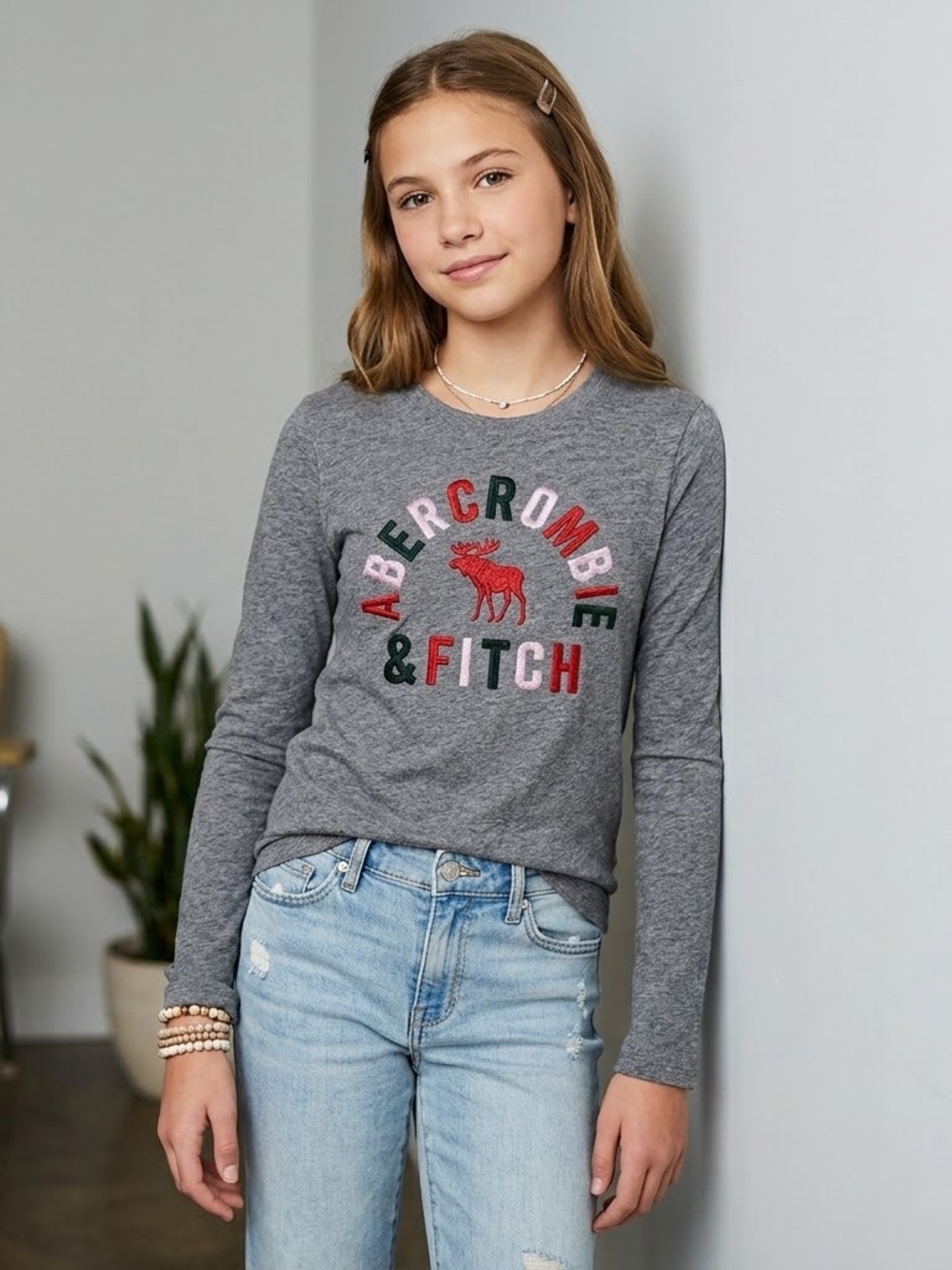 Abercrombie & Fitch Vintage Y2K Gray Long-Sleeve Shirt Size 13/14 (Girls/Teens)